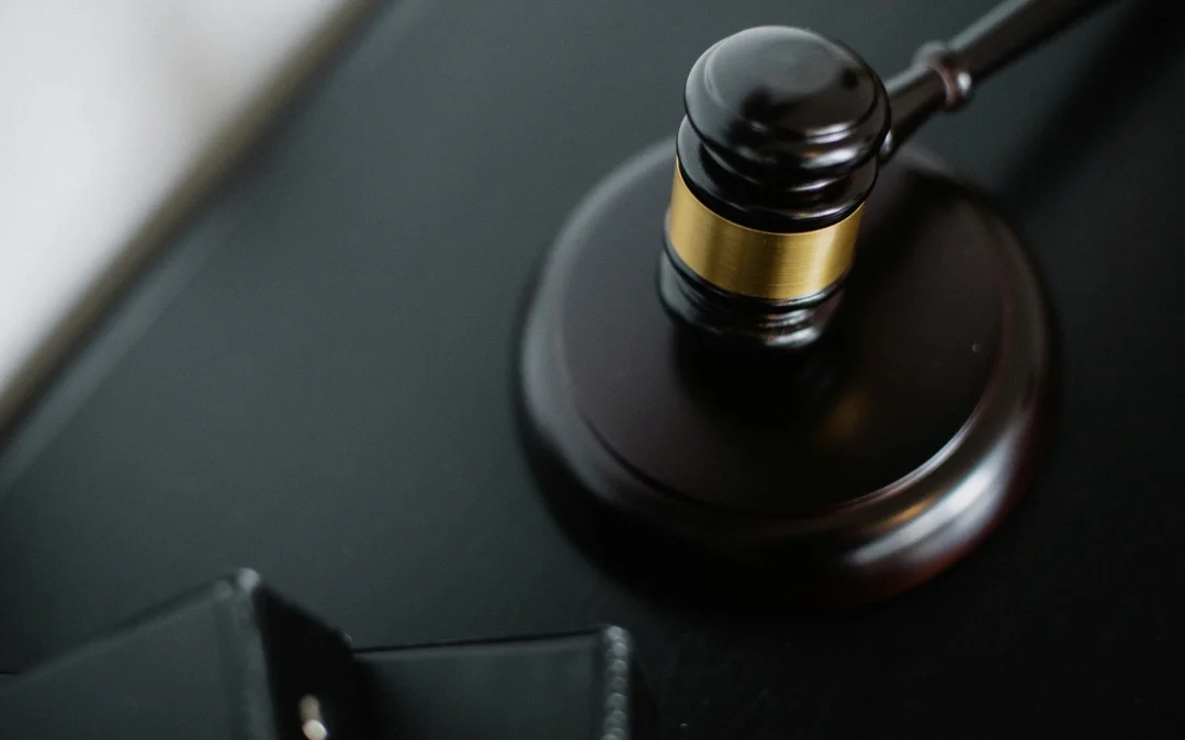 Responsabilidad solidaria de las comunidades de propietarios en servicios externalizados: implicaciones de la doctrina del Tribunal Supremo.